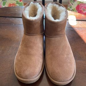 UGG boots in excellent condition